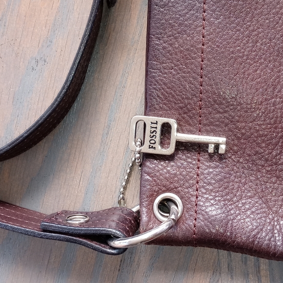 FOSSIL BROWN LEATHER CROSSBODY BAG/PURSE - Picture 2 of 7